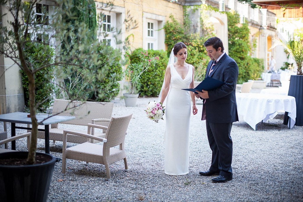 73 74 ceremonie laique chambery chateau de candie faverges franco-americain haute-savoie mariage photographe savoie wedding
